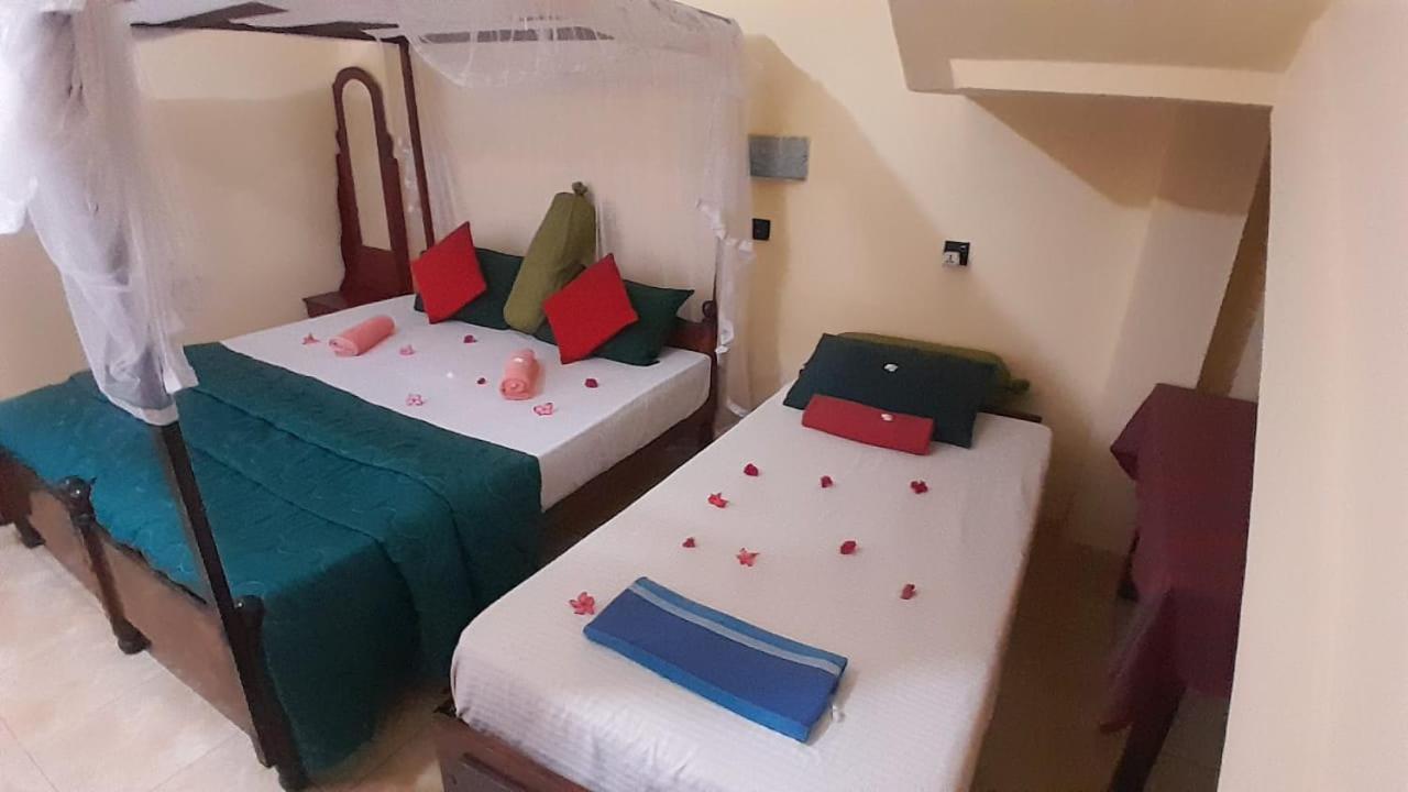 New Sea Lion Guest House Hikkaduwa Exterior foto